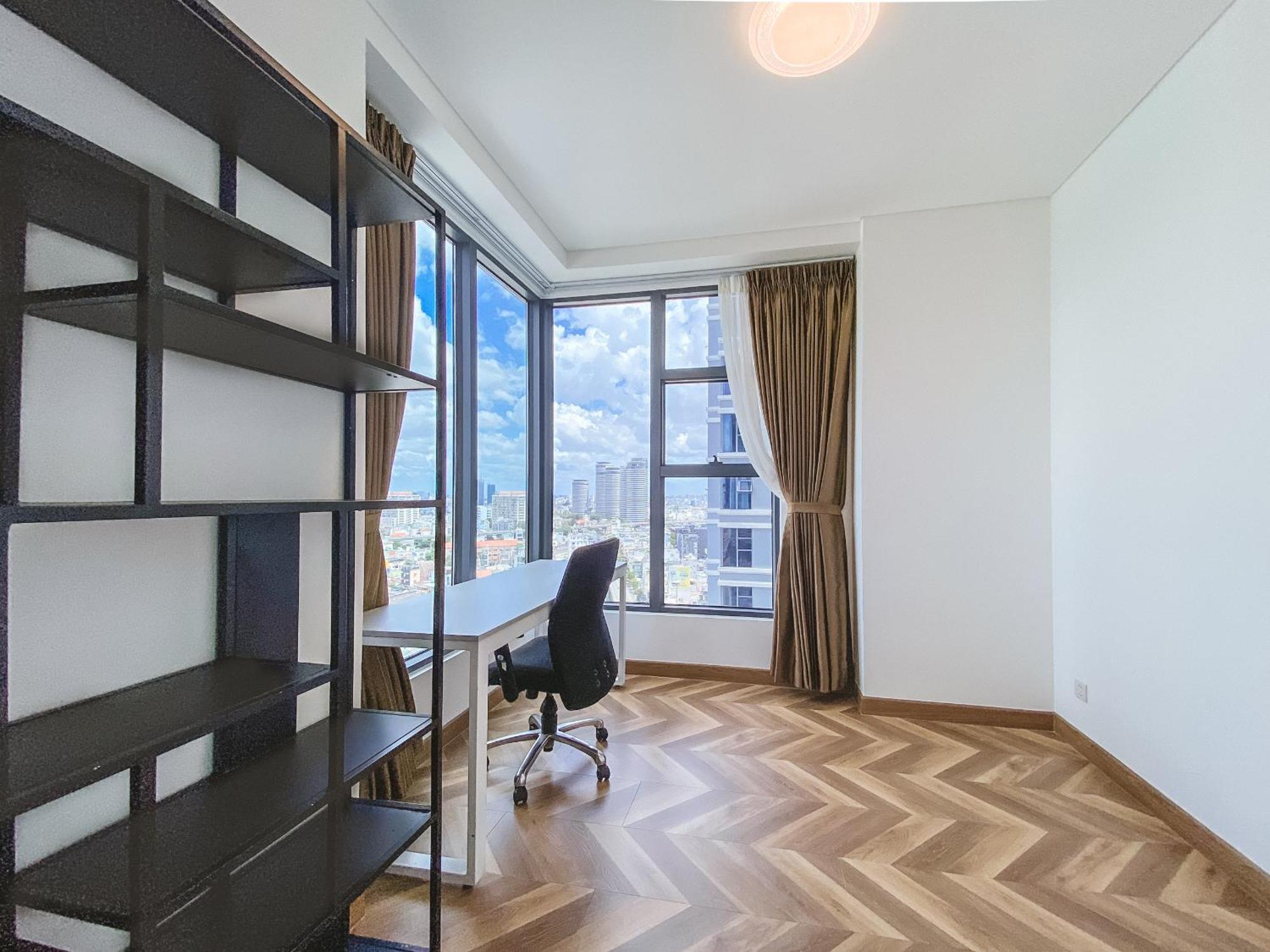 Zeus Living - Cozy 3 Bedroom In Sunwah Pearl Appartement